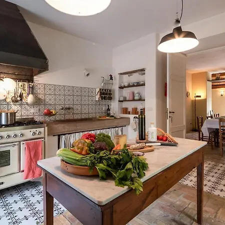 La Casa Nei Vigneti 10, Emma Vila Catignano