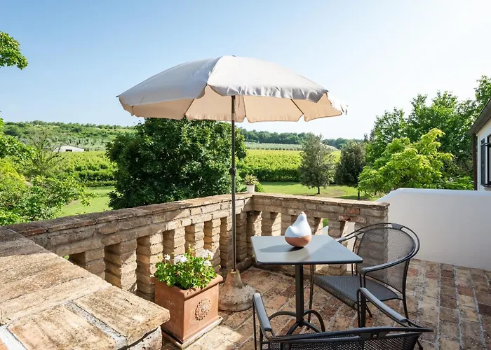 La Casa Nei Vigneti 10, Emma